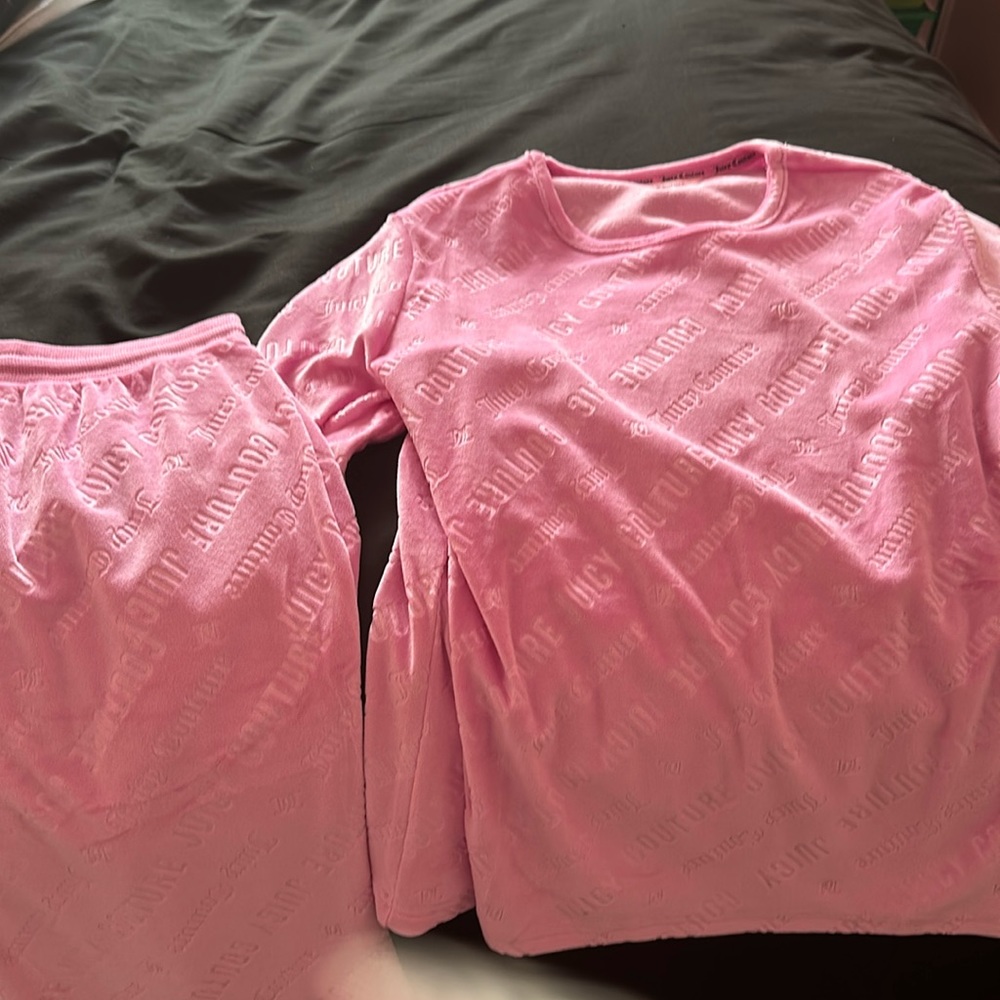 Brand new with tags pink juicy couture pjs